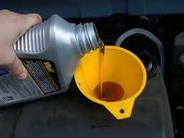 Cómo limpiar una mancha de aceite de motor sobre tela? | Como Limpiar
